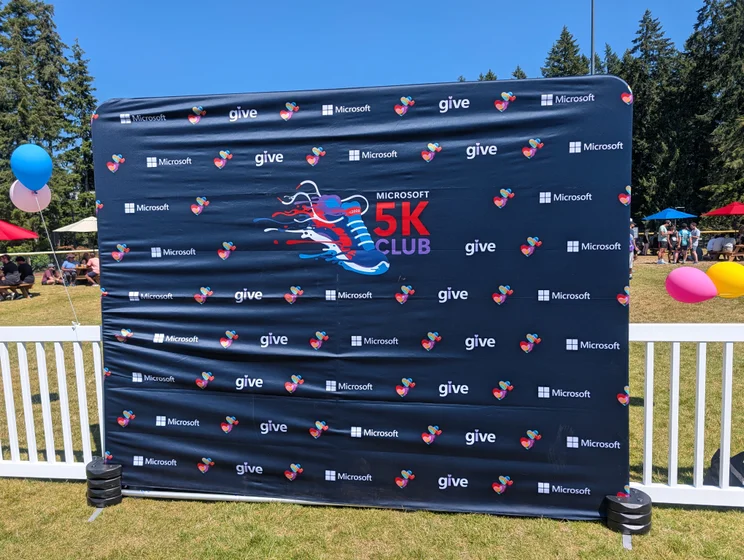 A step-and-repeat wall for Microsoft 5K Club.